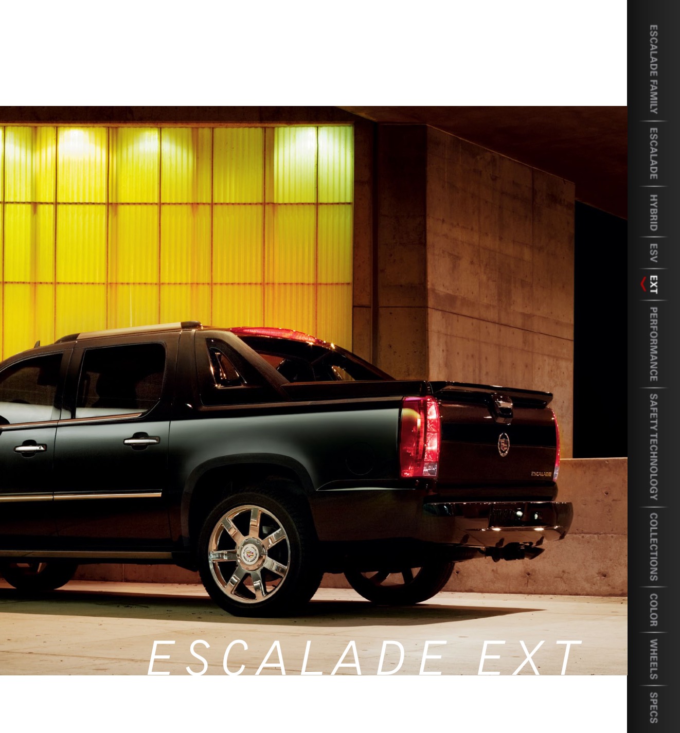 2013 Cadillac Escalade Brochure Page 32